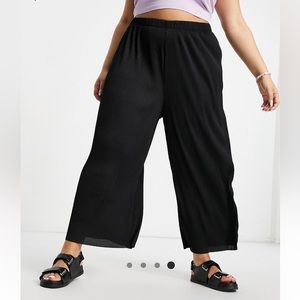 ASOS Curve Plus Size Plisse Cullote Pant